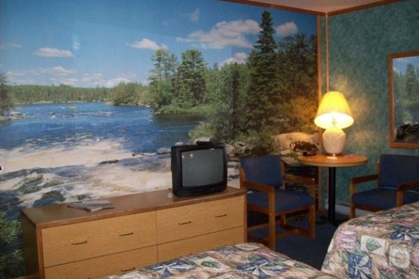 Hotel HOLIDAY LODGE GRASS (Grass Valley)